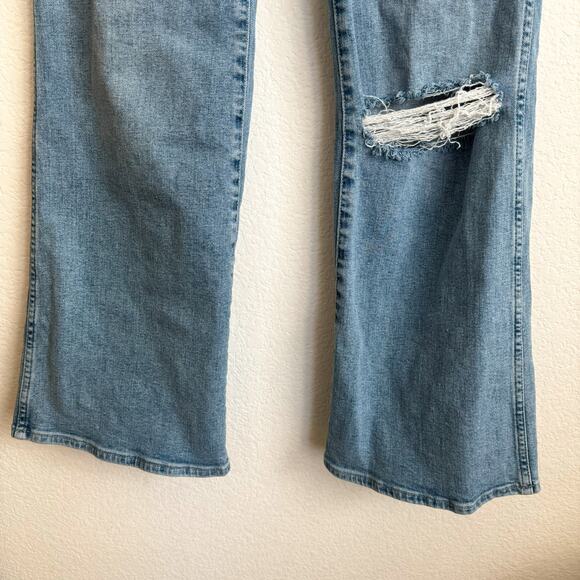 Madewell 11" High Rise Flare Jeans - Picture 7 of 10